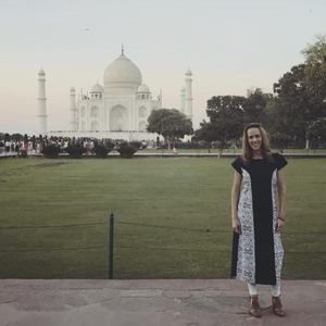 Meet your Posher, Brooke